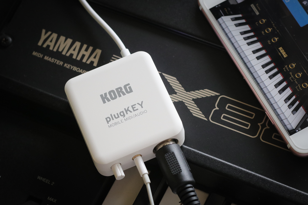 KORG plugKEY : iPhone / iPad 、特にヘッドフォン端子がない iPhone
