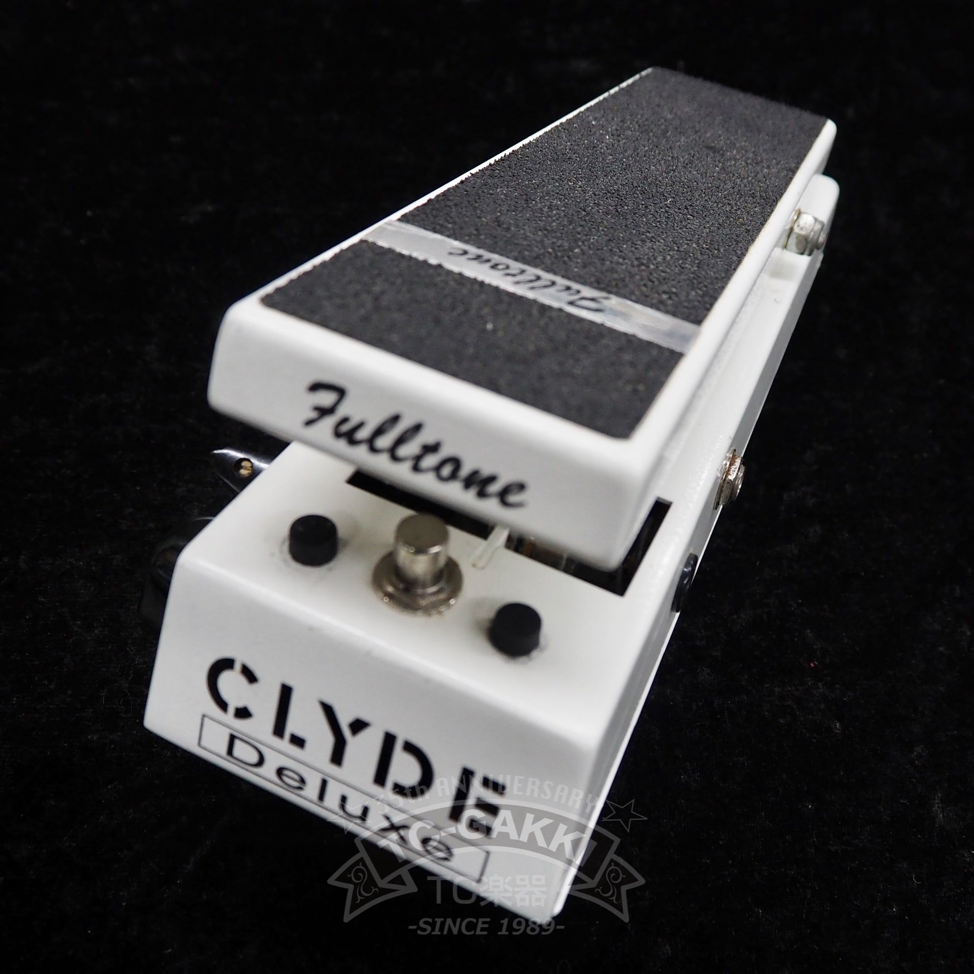 CLYDE Deluxe Wah Wah Pedal (White)