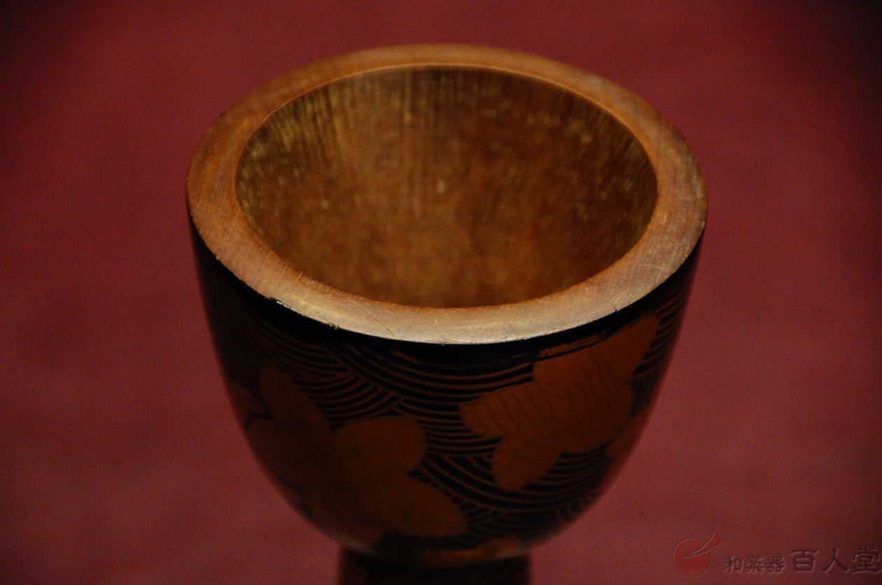 小鼓古胴 桜花散蒔絵