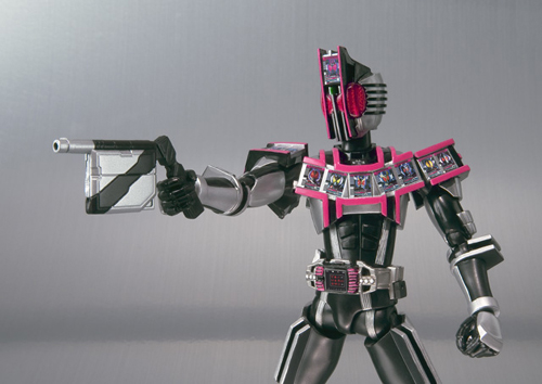 S.H.Figuarts 仮面ライダーディケイド コンプリートフォーム | 魂ウェブ