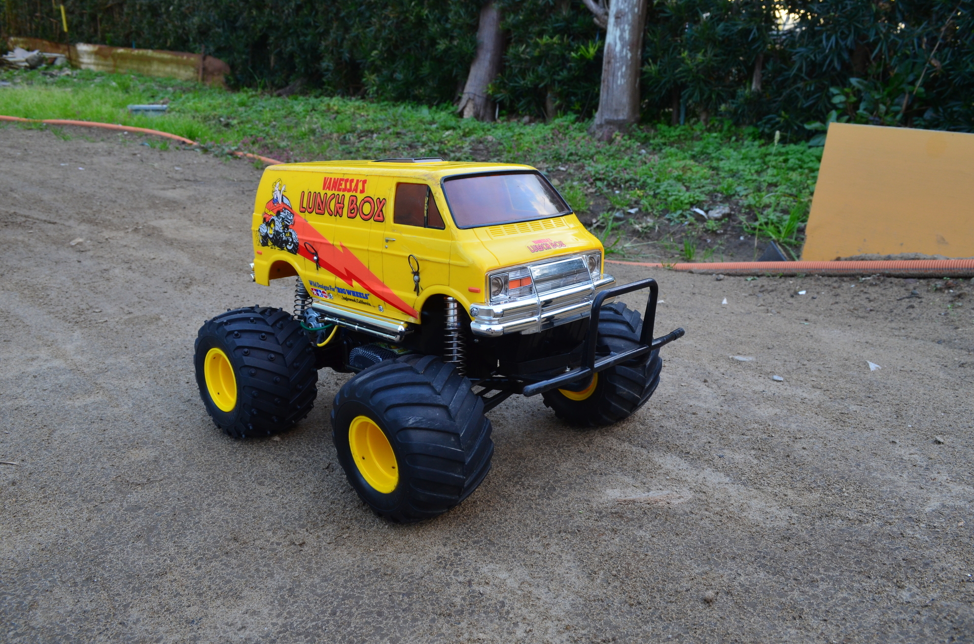 WR-02 モンスタースパイクタイヤ ソフト RC•HIROBA ダートコース