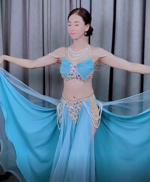 ベリーダンスオリエンタル衣装 ブラ＆スカート パールデザイン ライト