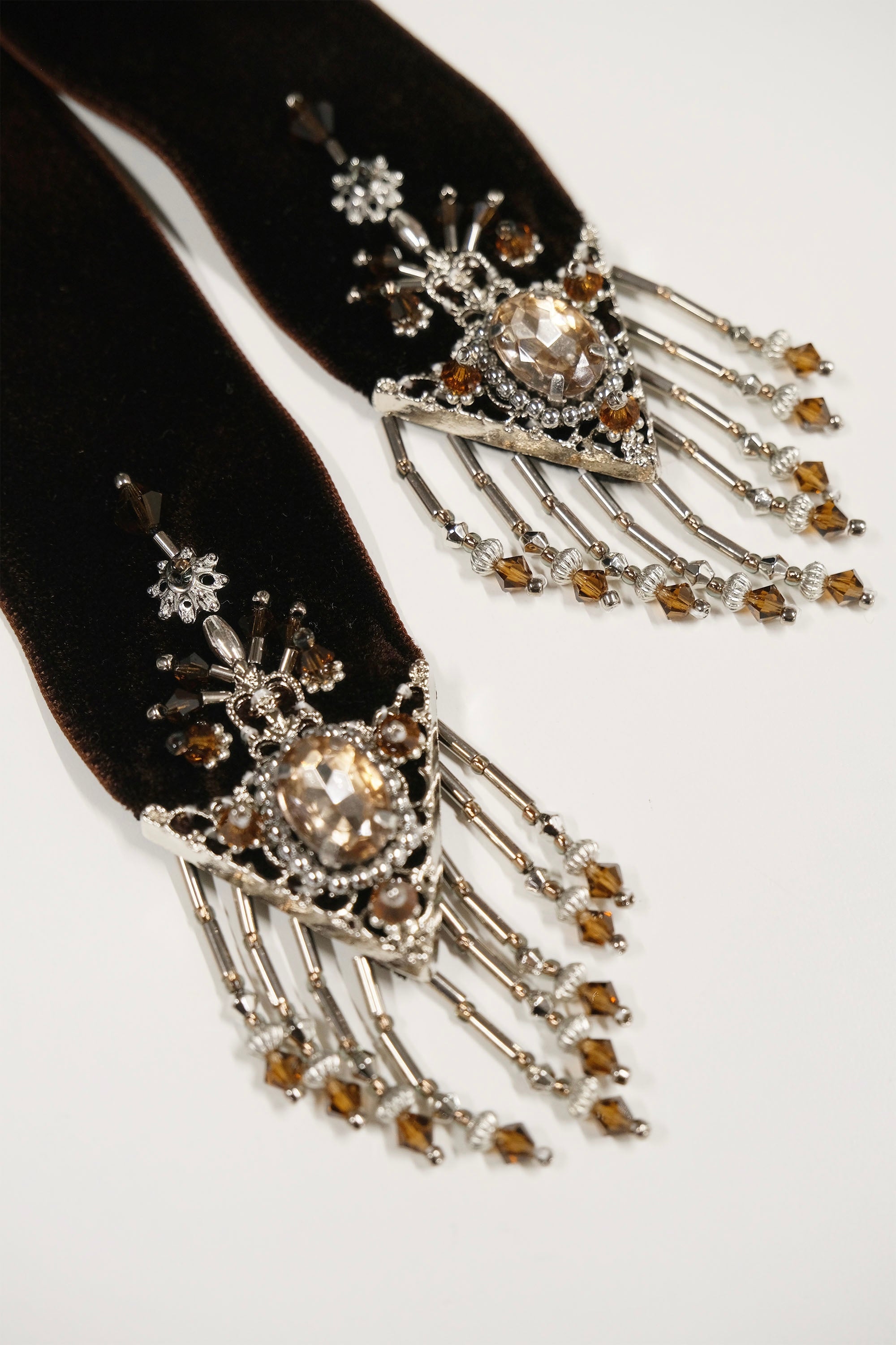 crystal silver tip velvet long ribbon Brown – tanakadaisuke