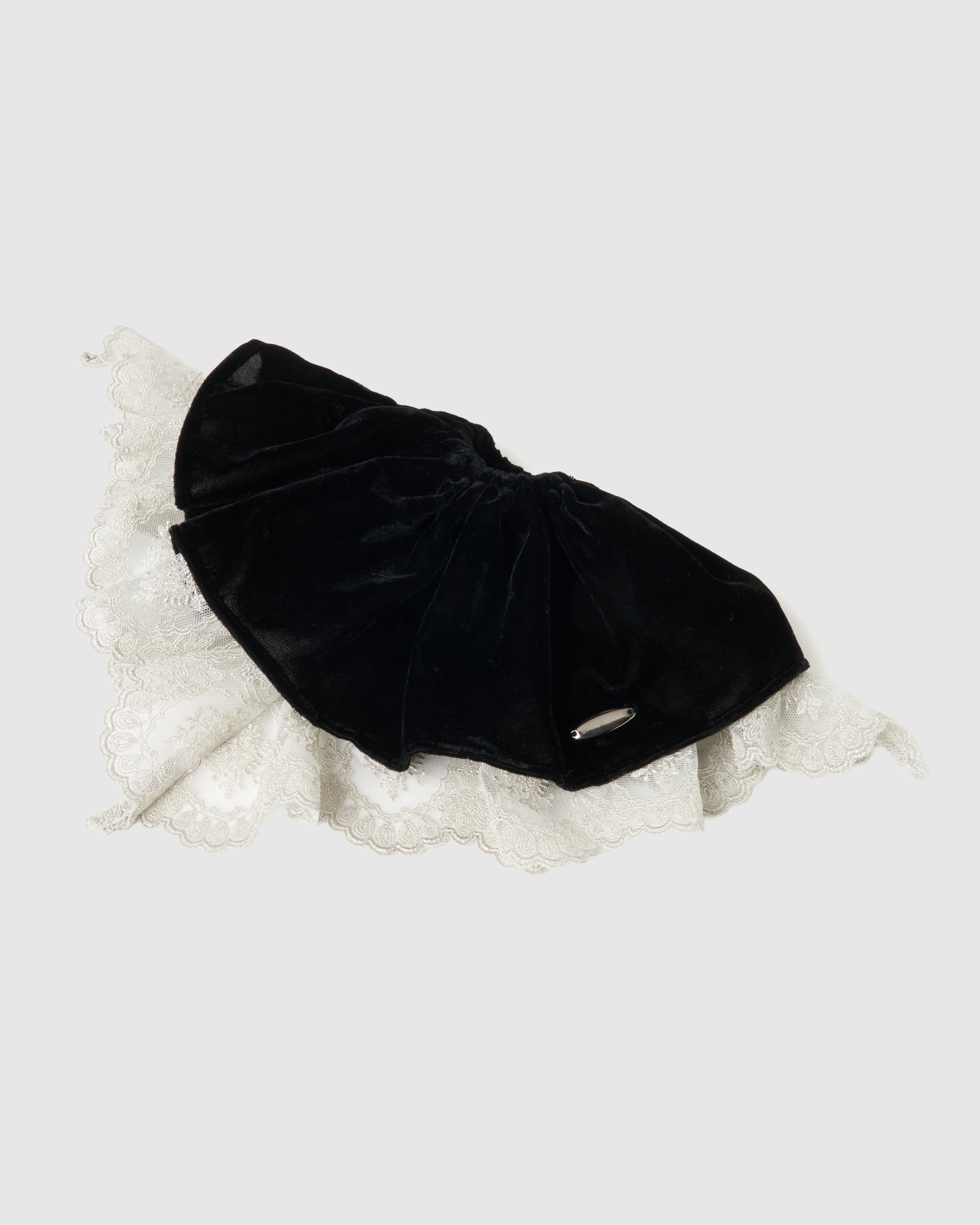 velour lace chou chou Black × Silver – tanakadaisuke