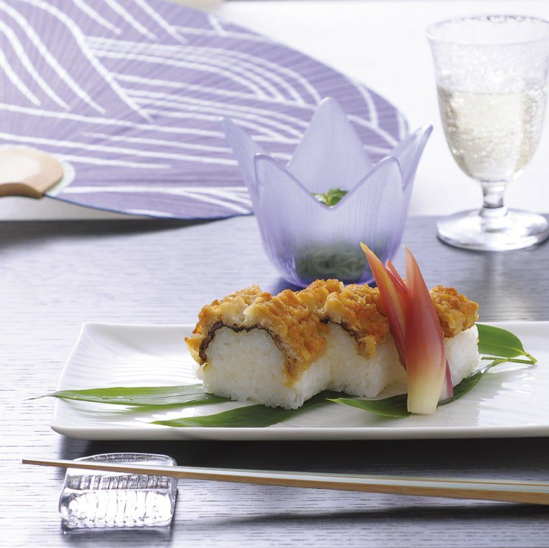 165蔵出しさすがたち吉 大皿一枚 白磁の如く輝き手ひねりの温もり