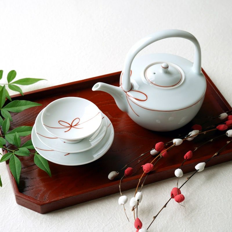 有田焼・伊万里焼（佐賀県） 【有田焼】朱線結び紋 屠蘇器揃〈酒瓶1個