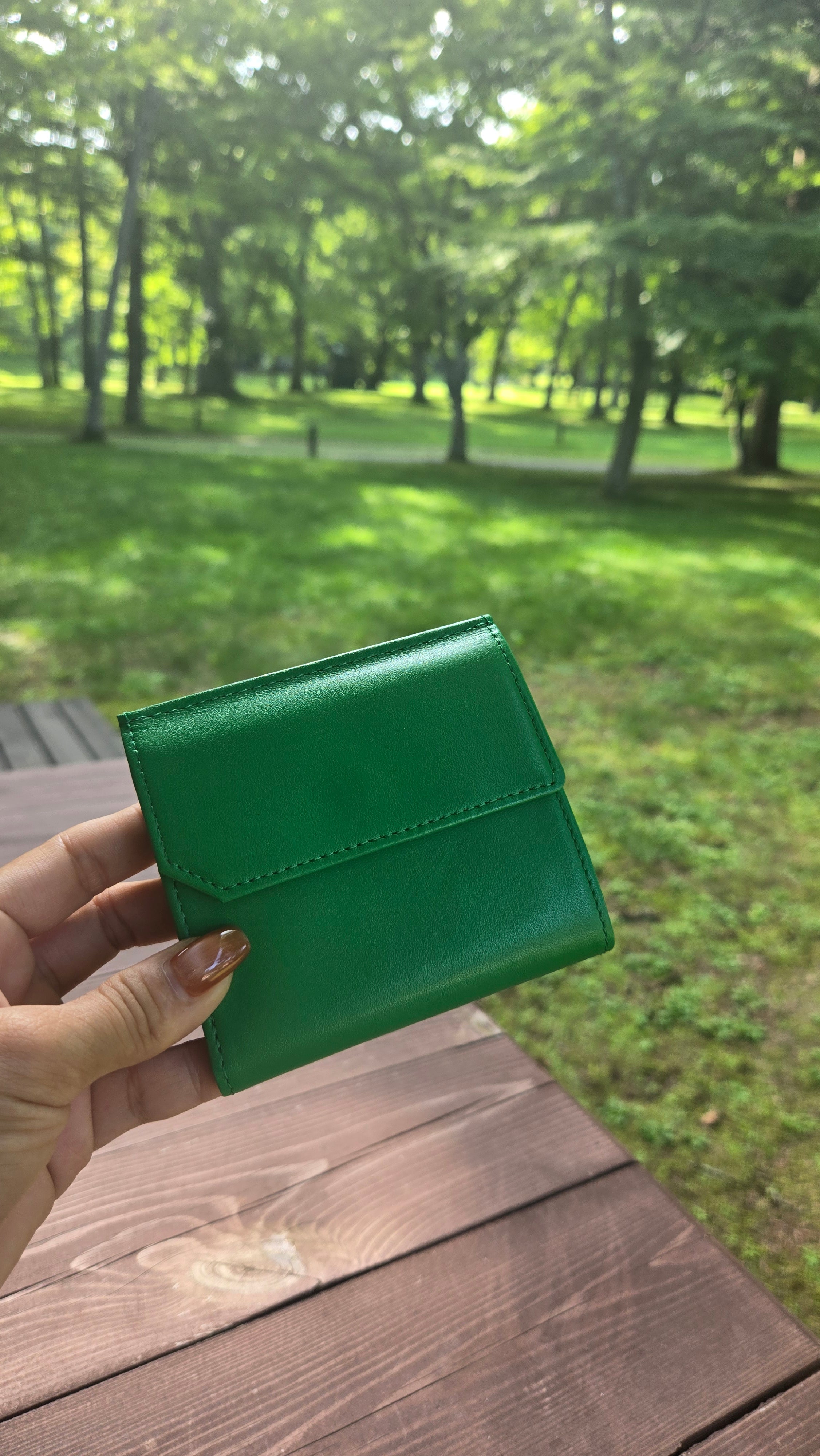 マジックポケット二つ折り財布 シフォン マラカイトグリーン / taglich