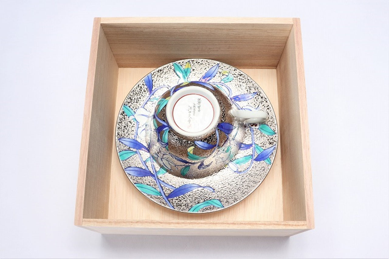 カフェ用品 「コーヒー碗 プラチナ 百合 木箱付」 金龍窯 江口天童