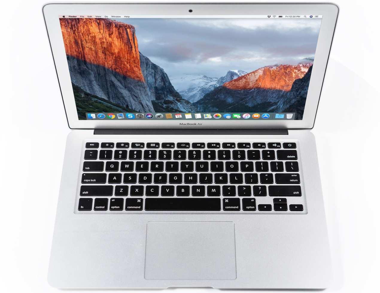 2013 Apple MacBook Air Laptop 11-inch – 1.3GHz Intel i5 4GB RAM 256GB