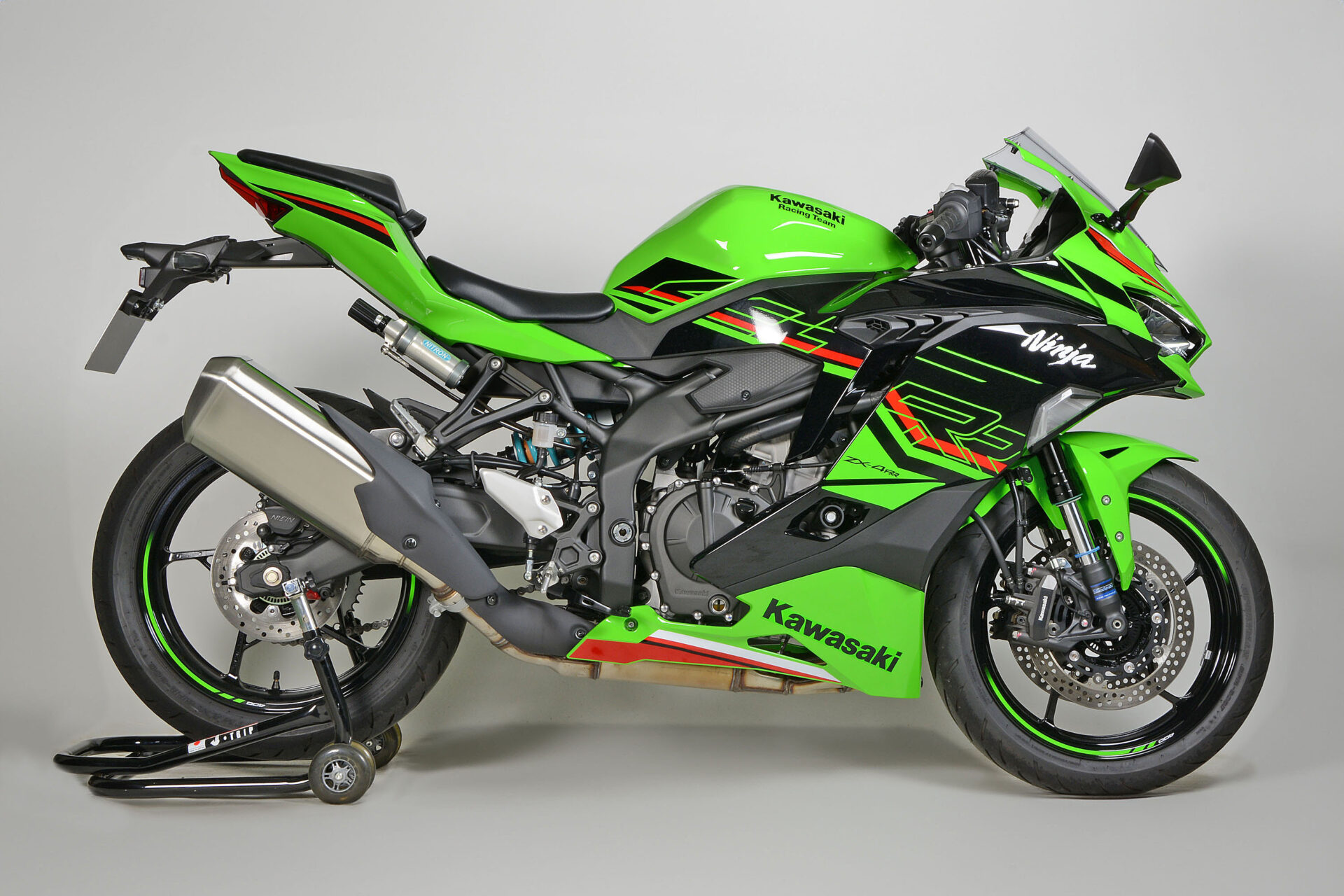 へきとシイリン様 リクエスト 4点 ZX-4RR_1.jpg