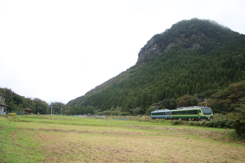 会津・仙台・山形 南東北への旅は観光列車SATONO号で | 楽しい鉄道で旅