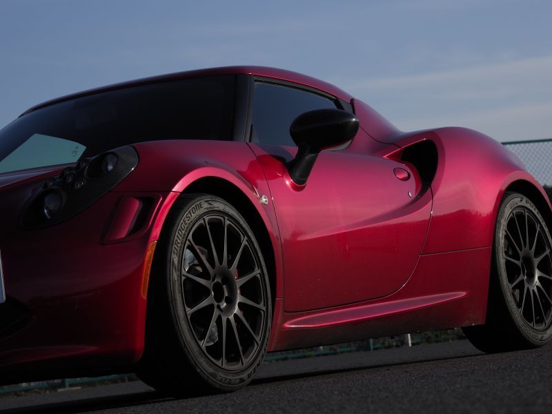 アルファロメオ4C ホイール 鍛造アルミホイール