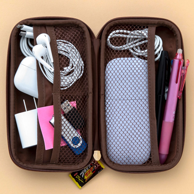 ブラックサンダー ハードケース＆ポーチセット BOOK│宝島社の通販