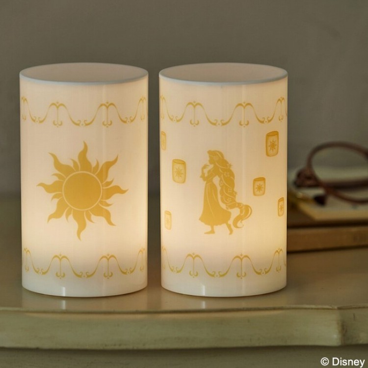 5色に光る！ Disney 塔の上のラプンツェル ランタンライトBOOK│宝島社