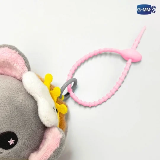 GMMTV / LOOK KHUNNOO ドールキーチェーン - タイBL・タイGLドラマ