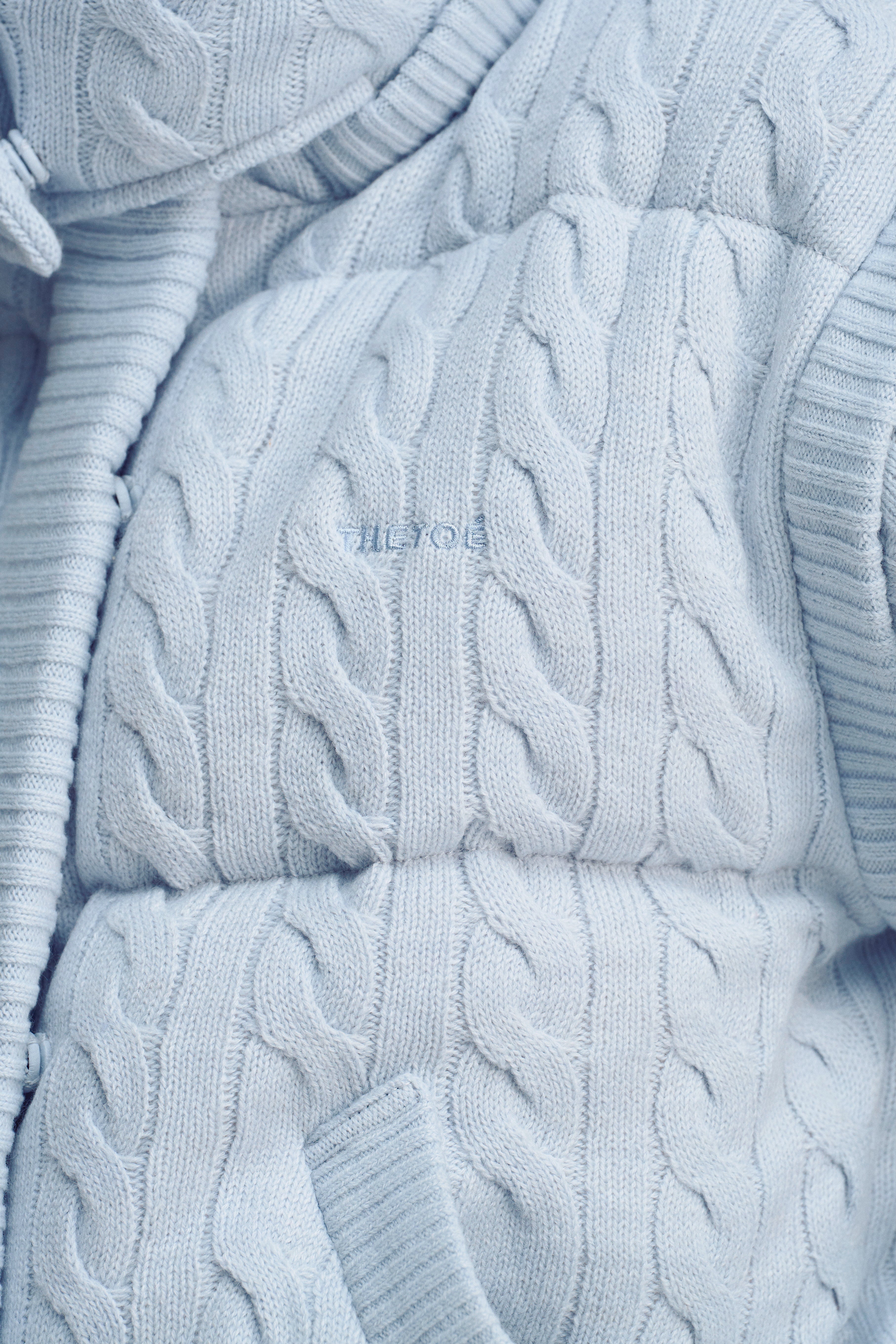 Shard Knit Down – THE TOÉ