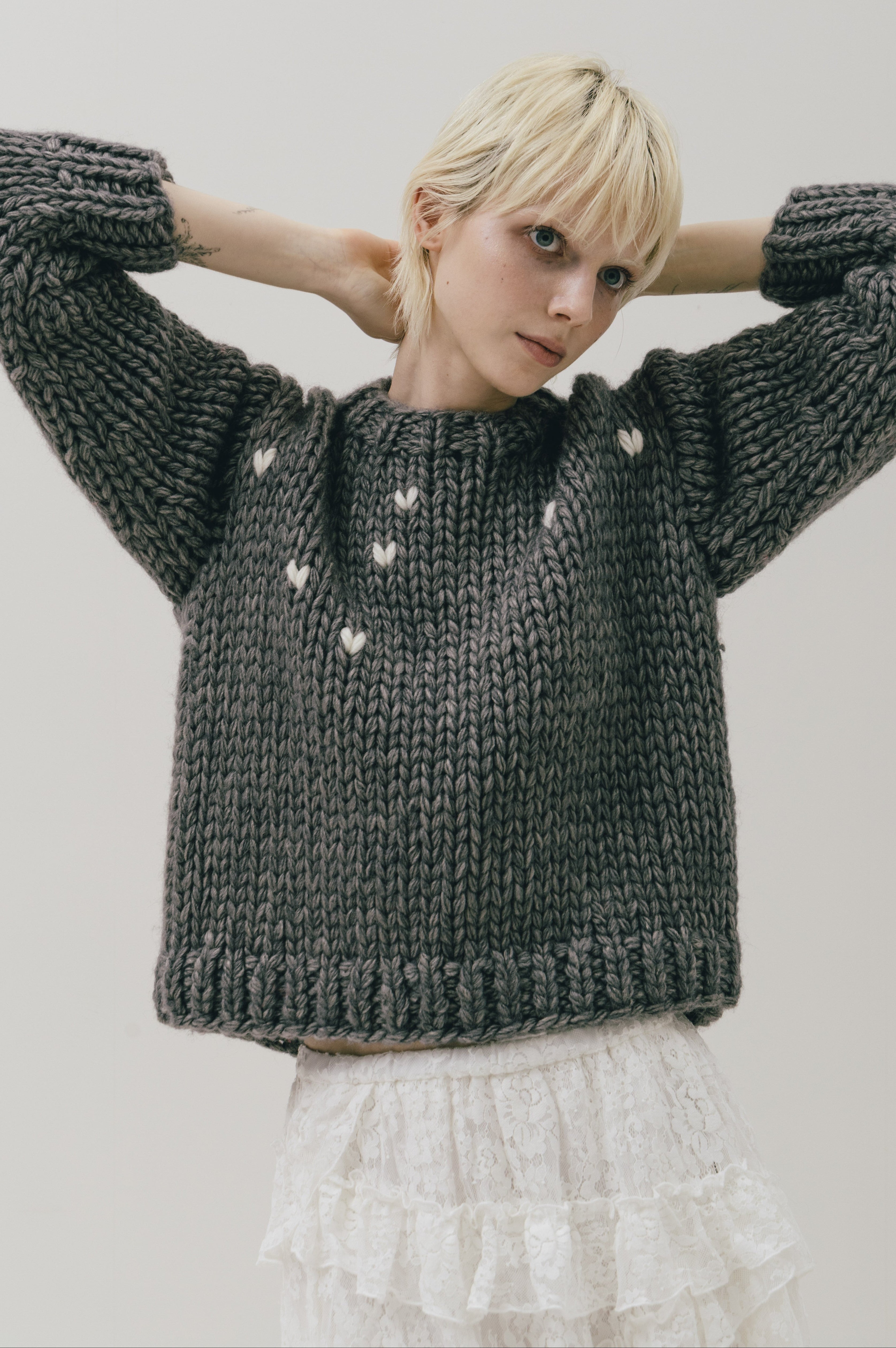 Notting-Hill Heart Knit – THE TOÉ