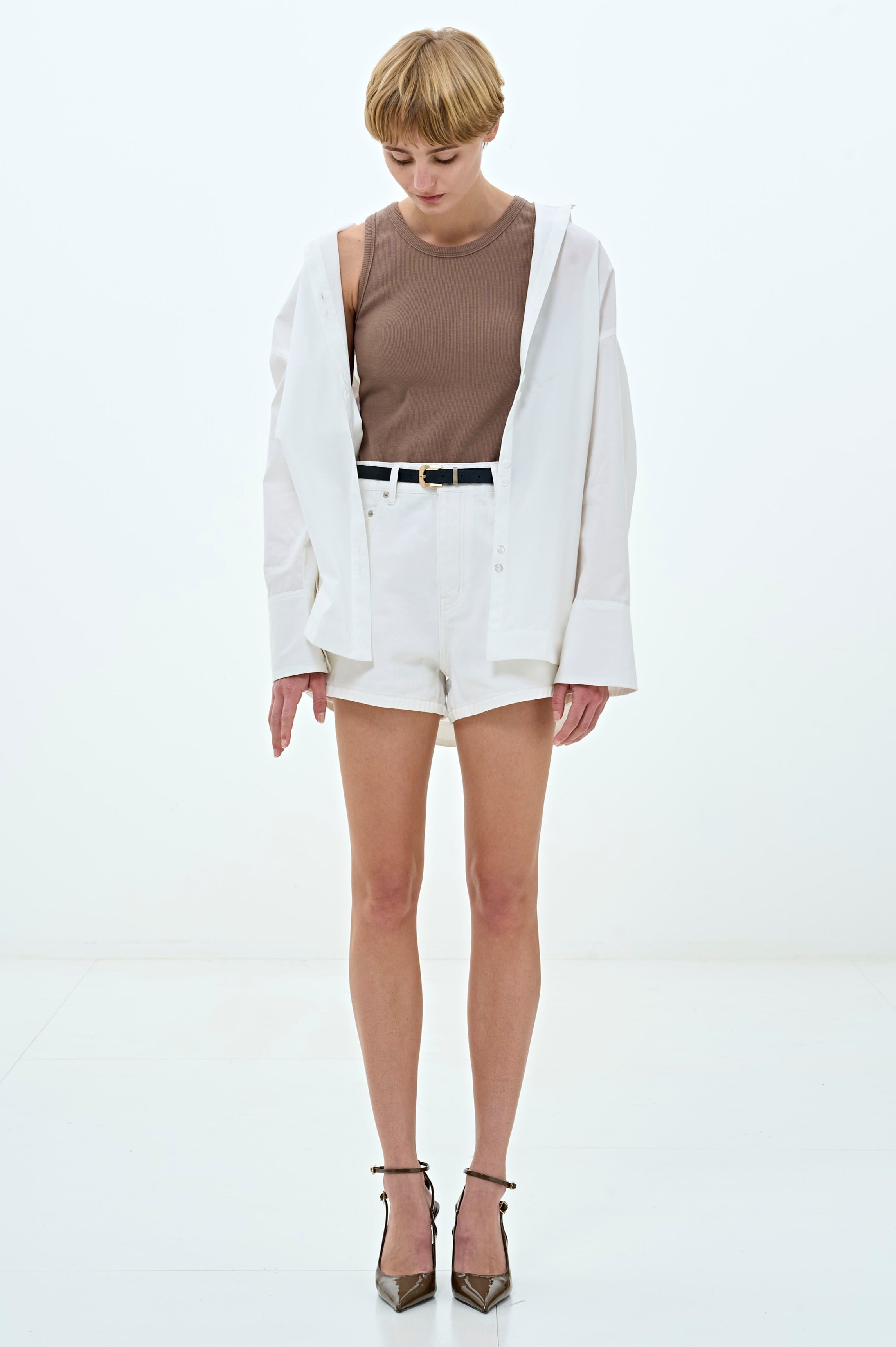 Olympia Short Denim Pants – THE TOÉ