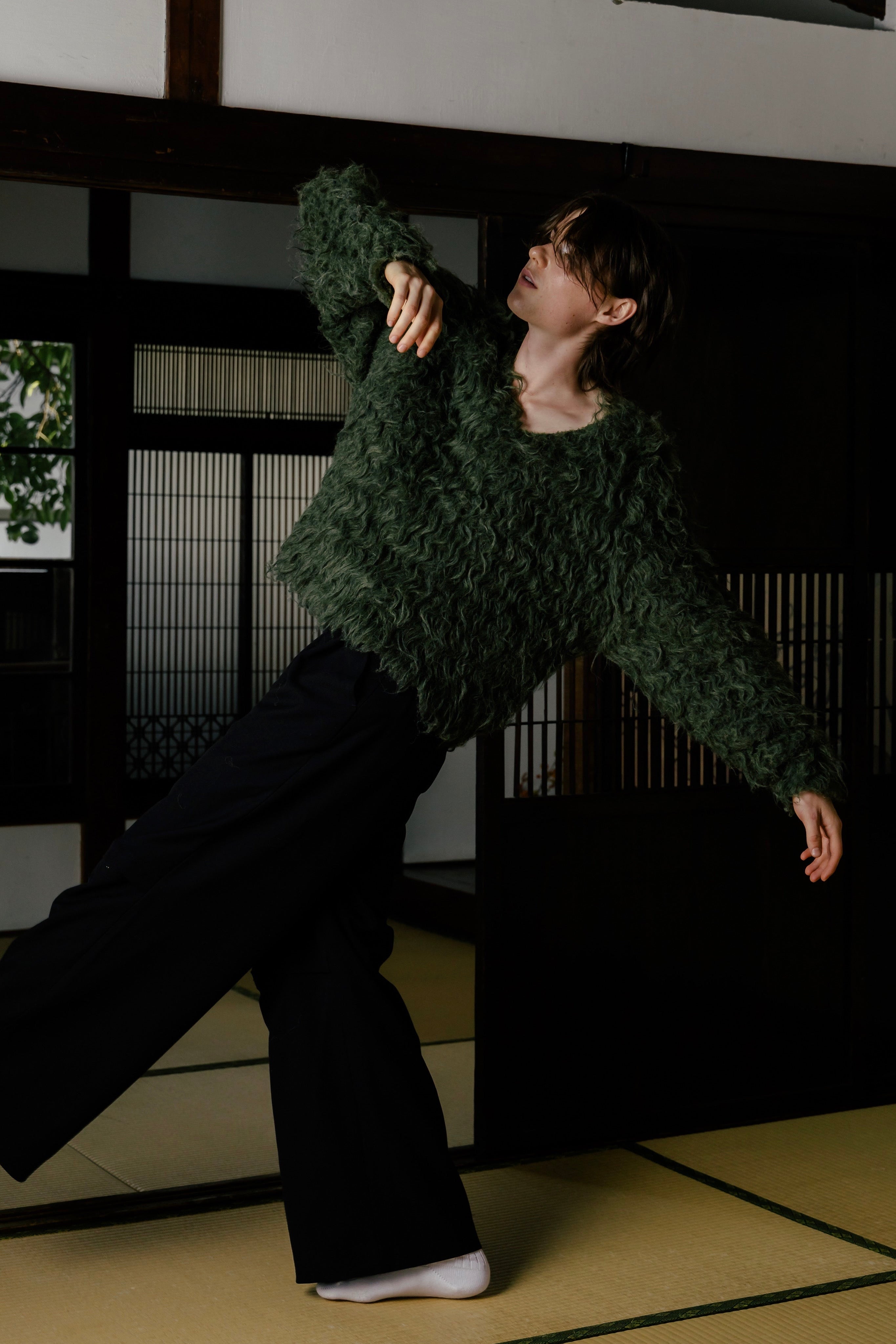 Pigalle shaggy Vneck knit – THE TOÉ