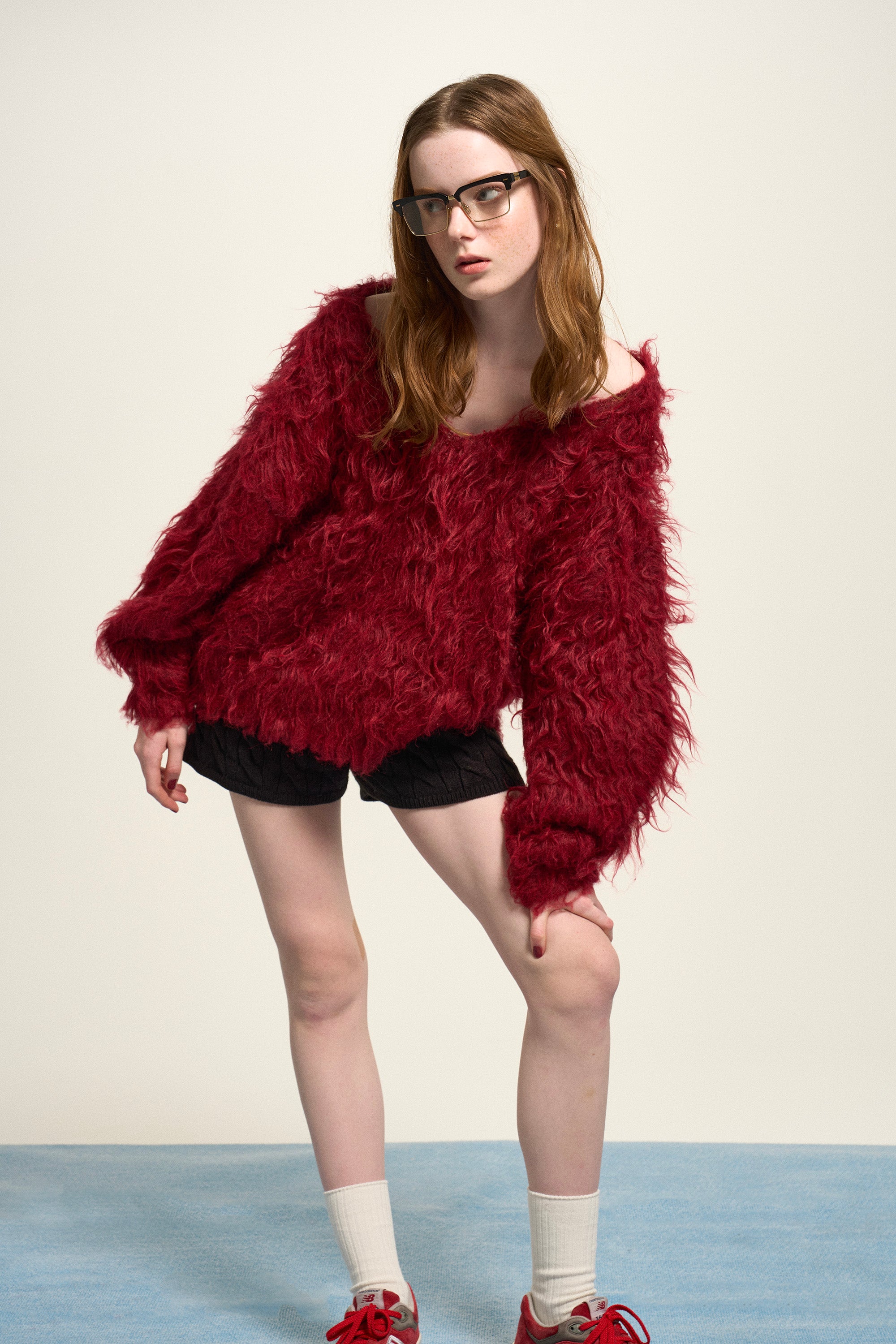 Pigalle shaggy Vneck knit – THE TOÉ