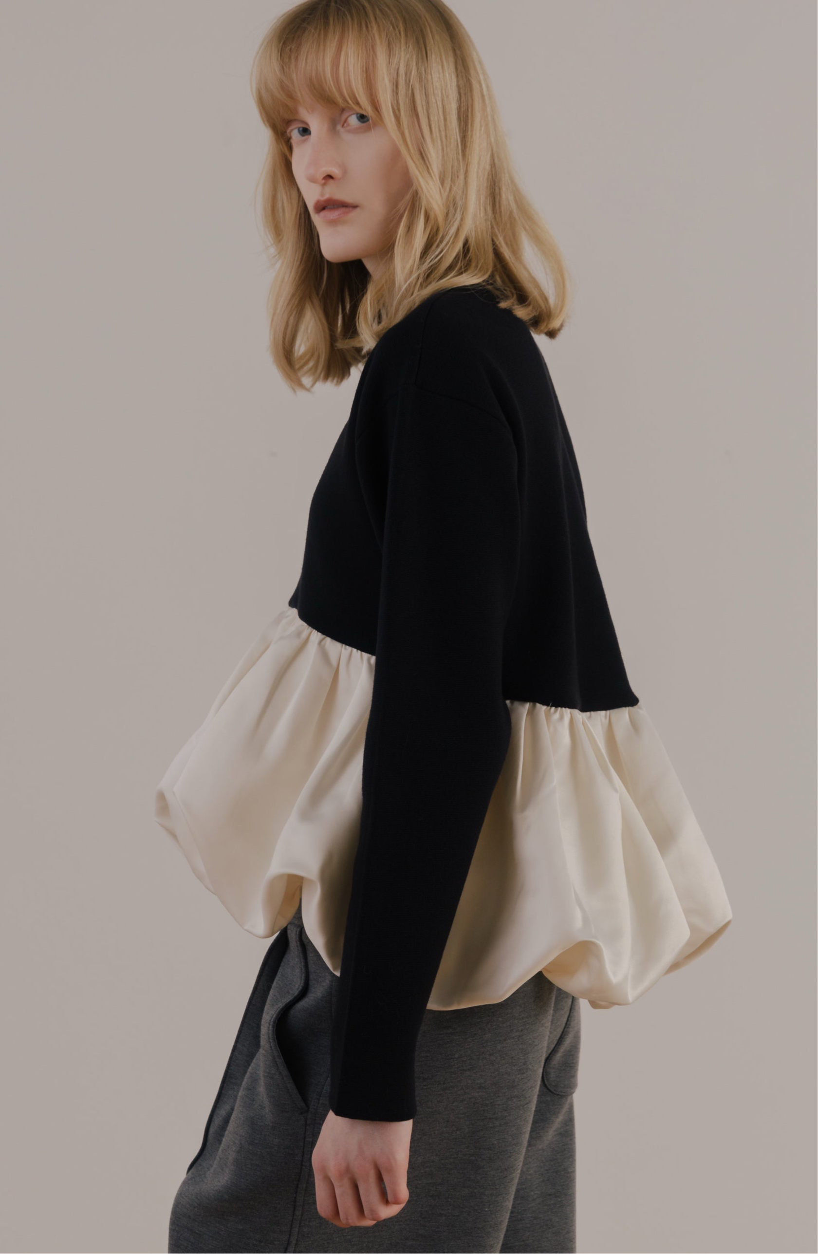 Aachen Balloon Peplum – THE TOÉ