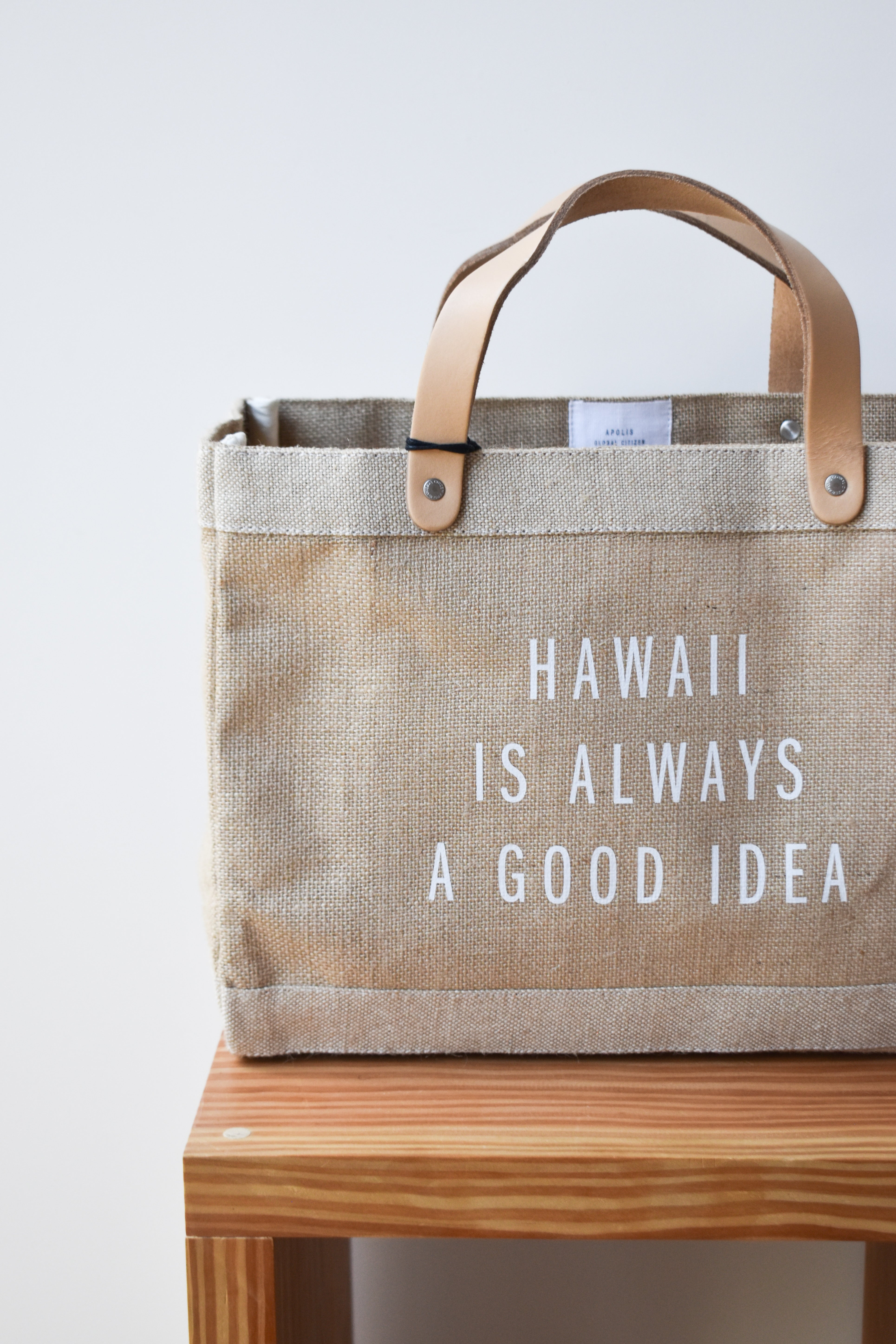 Hawaii Petite Market Bag by Apolis – at Dawn. O'AHU