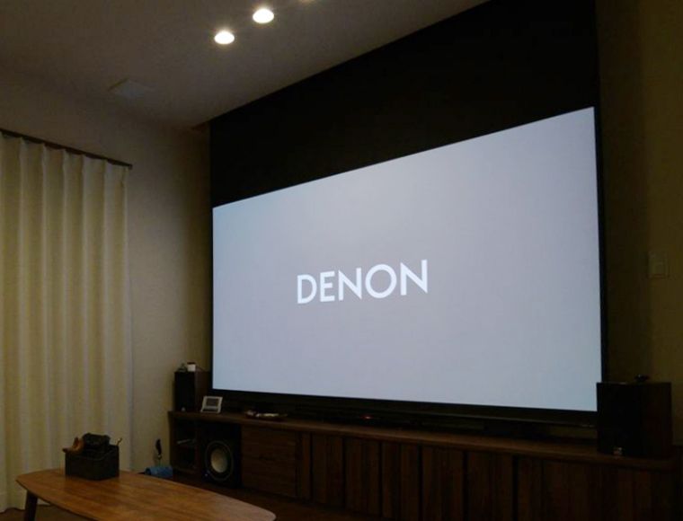 LVP-HC7000は3点支持 | プロジェクタースクリーン専門店《公式