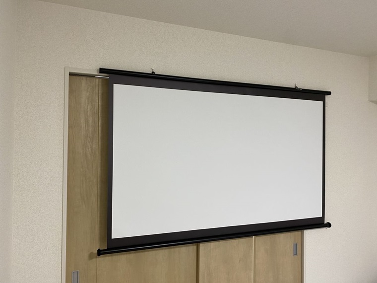 掛け軸 プロジェクター スクリーン ワイド100インチ ブラックマスク