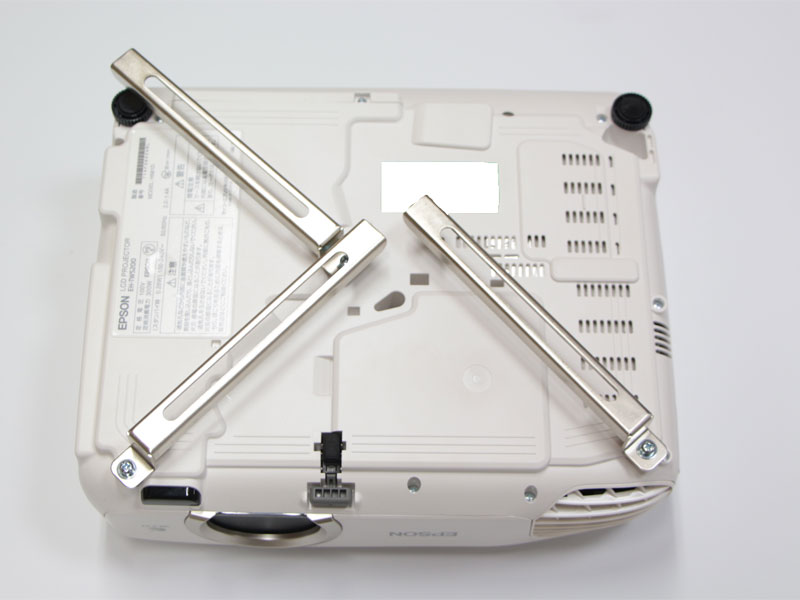 EH-TW5200を天吊り金具スパイダー2で天吊り設置する方法