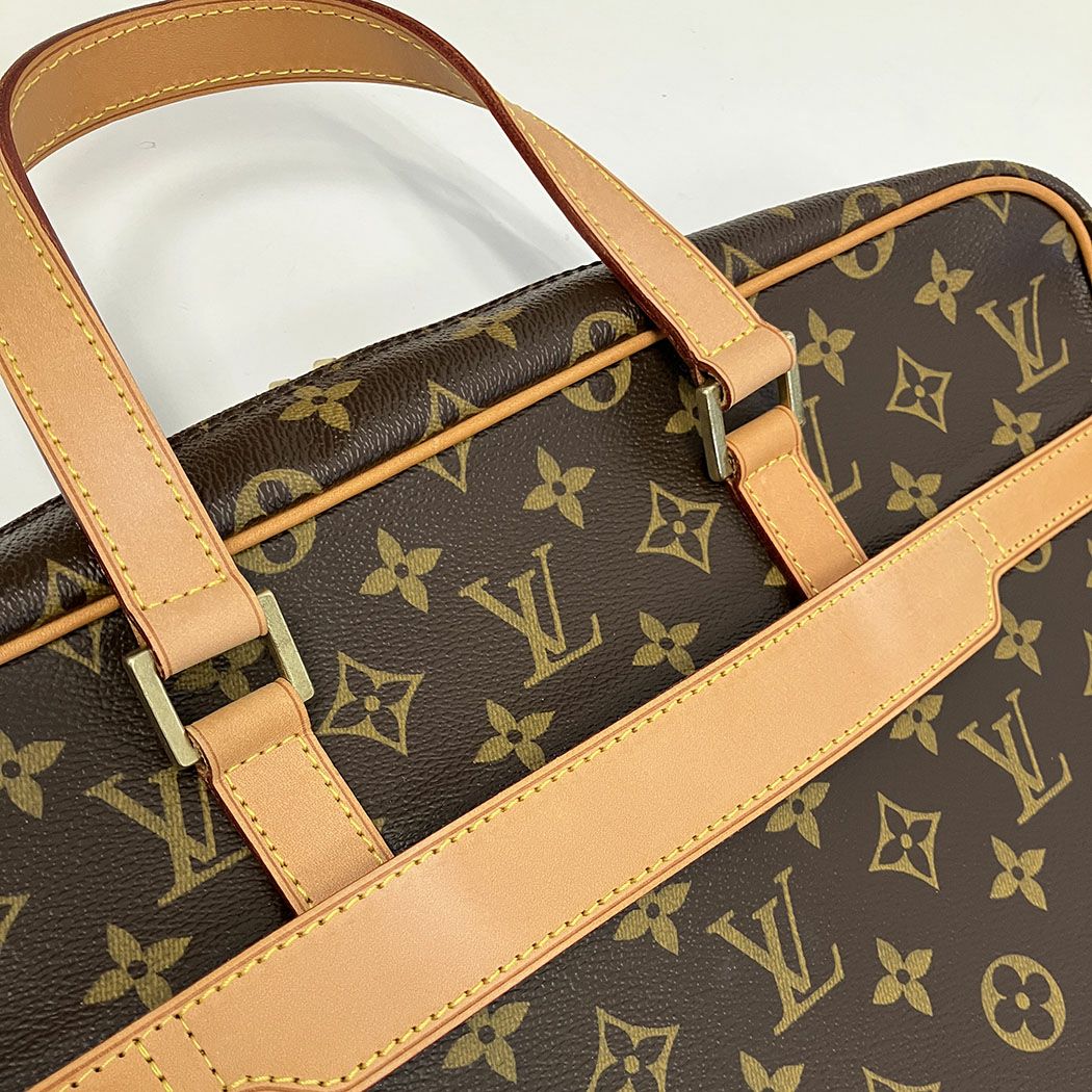 ルイヴィトン ポルトドキュマン・ぺガス M53343 モノグラム キャンバス