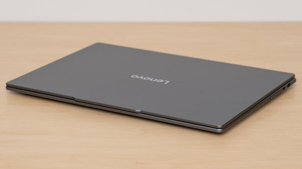 Lenovo Yoga Slim 7i Aura Edition Gen 9 の実機レビュー