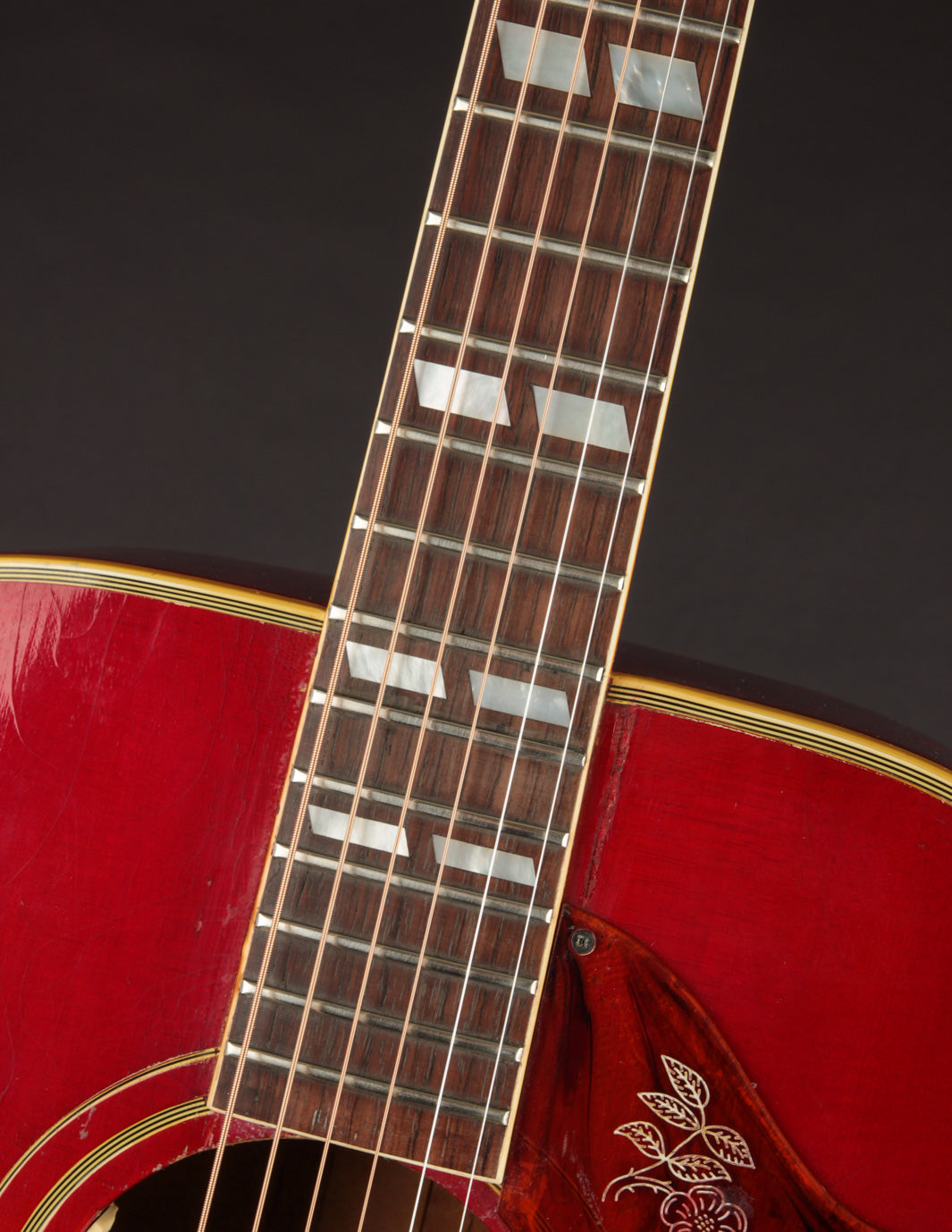 1969 Gibson Dove: Vintage Guitar for Sale at The Music Emporium