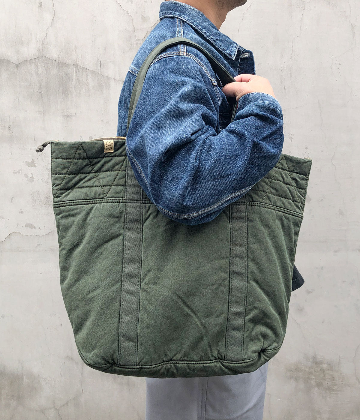 visvim/N.A.P. TOTE (M) (OLIVE)