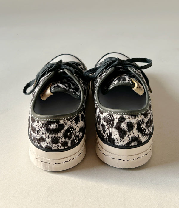 visvim/SKAGWAY LO LEOPARD (GREY)