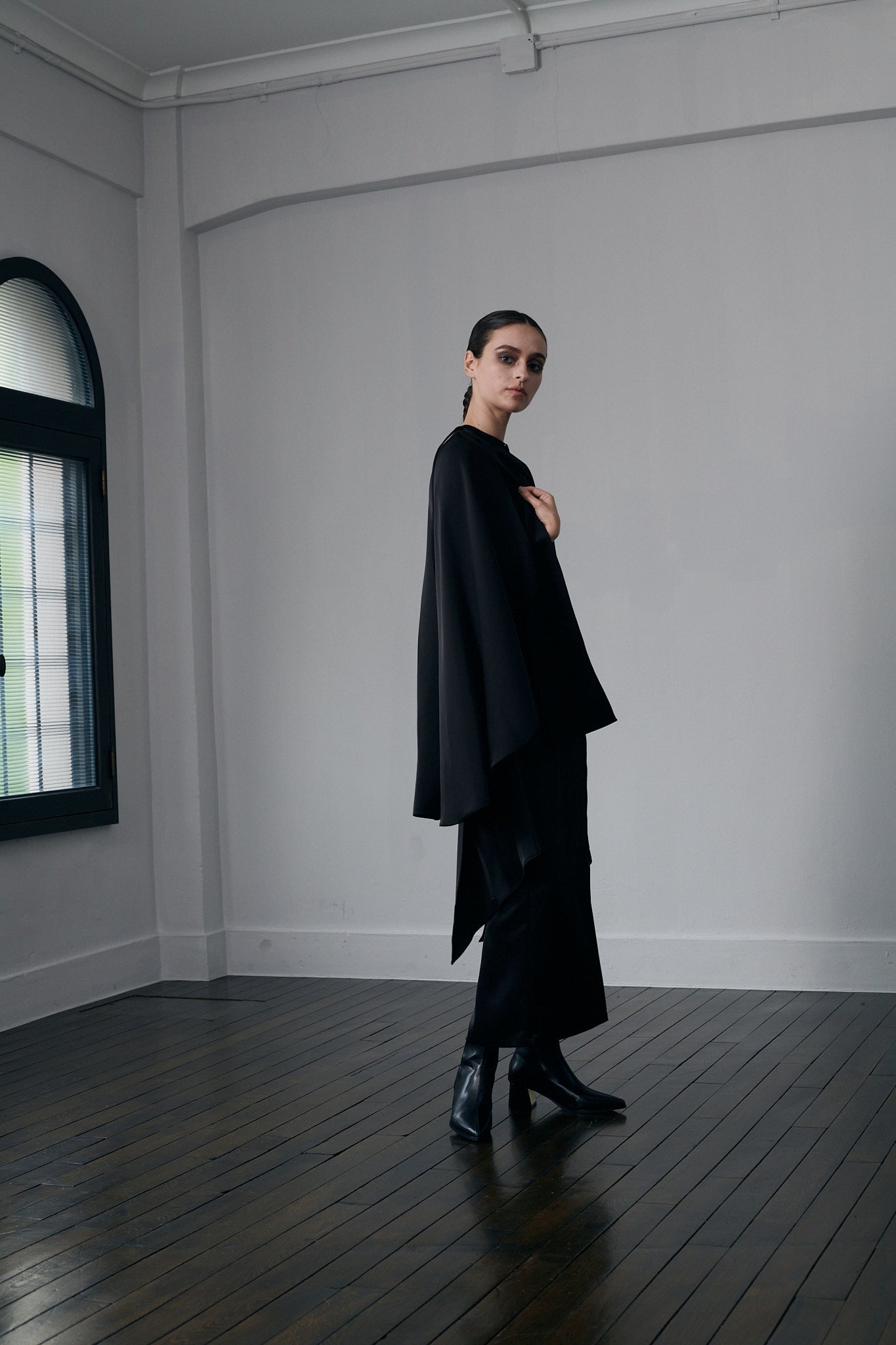 サテンドレープセットアップ | THEODORIC.dy公式通販 | セオドリックディ