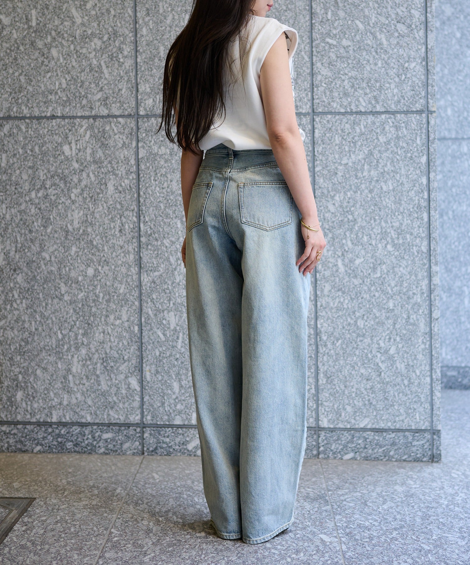 ラインエフェクトストレートデニム | THEODORIC.dy公式通販 | セオ