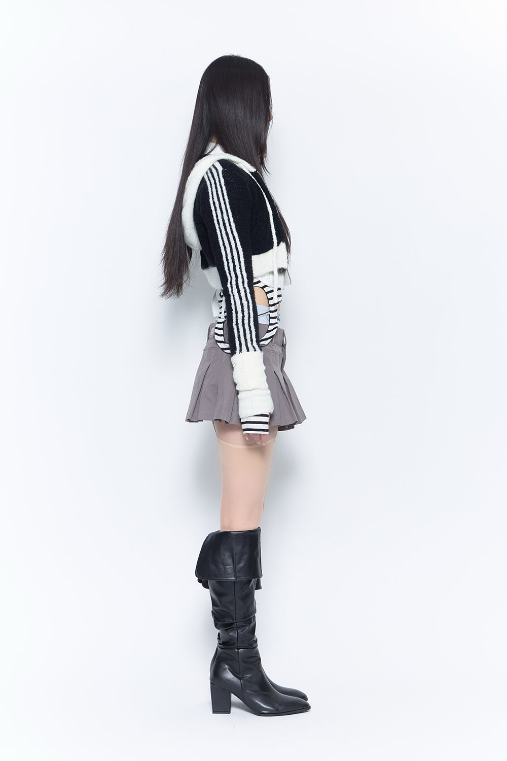 ALL – THEREDTHREAD