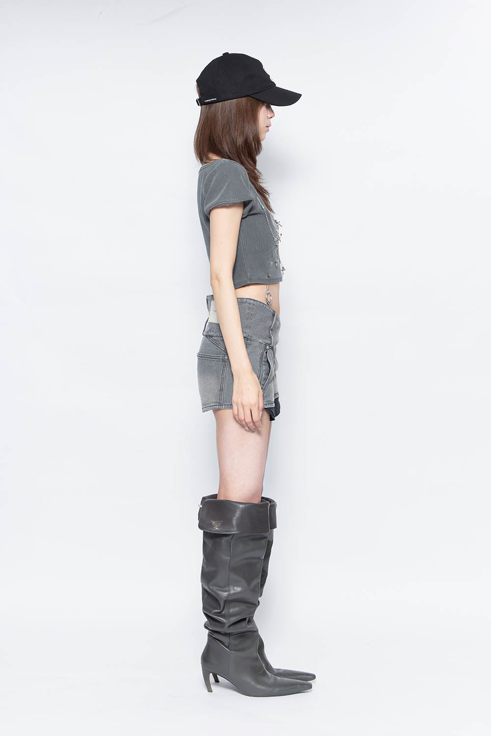 THEREDTHREAD / ザレッドスレッド】S V-shape denim 2