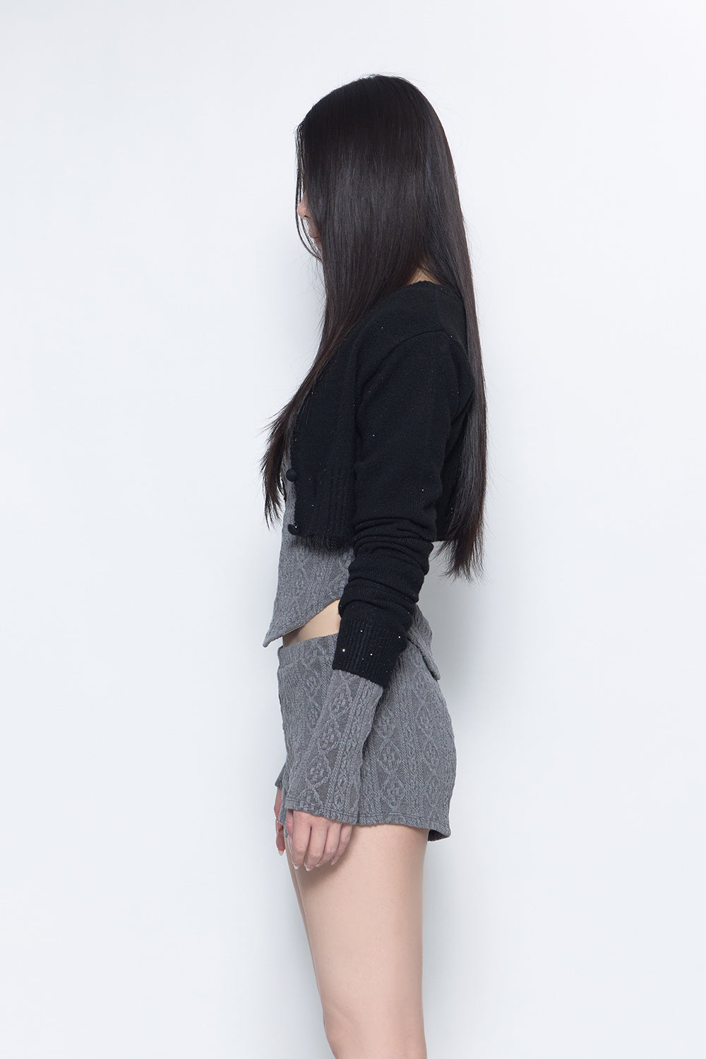 THEREDTHREAD / ザレッドスレッド】S sequin cardigan cropped