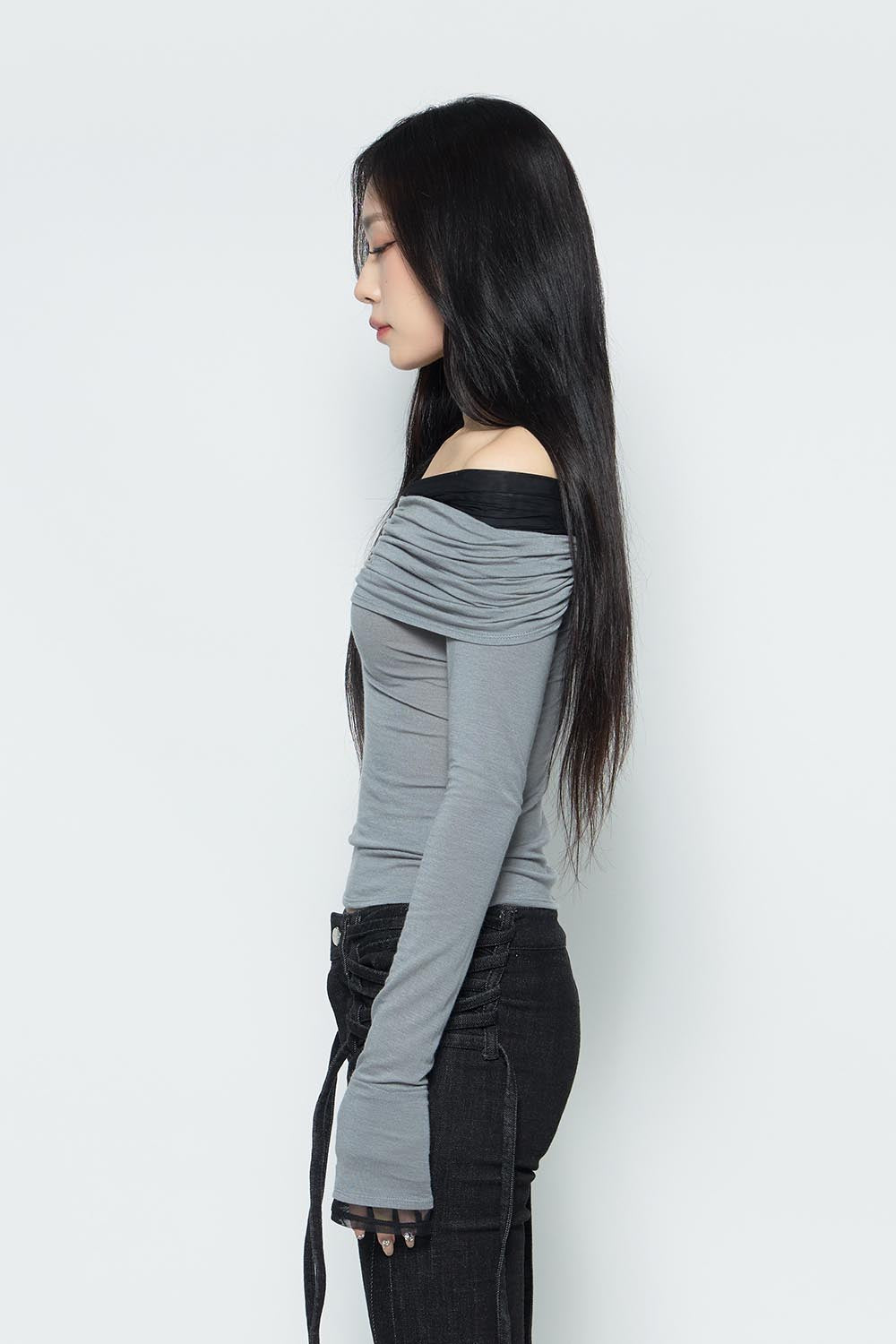 THEREDTHREAD / ザレッドスレッド】S twist off shoulder tops