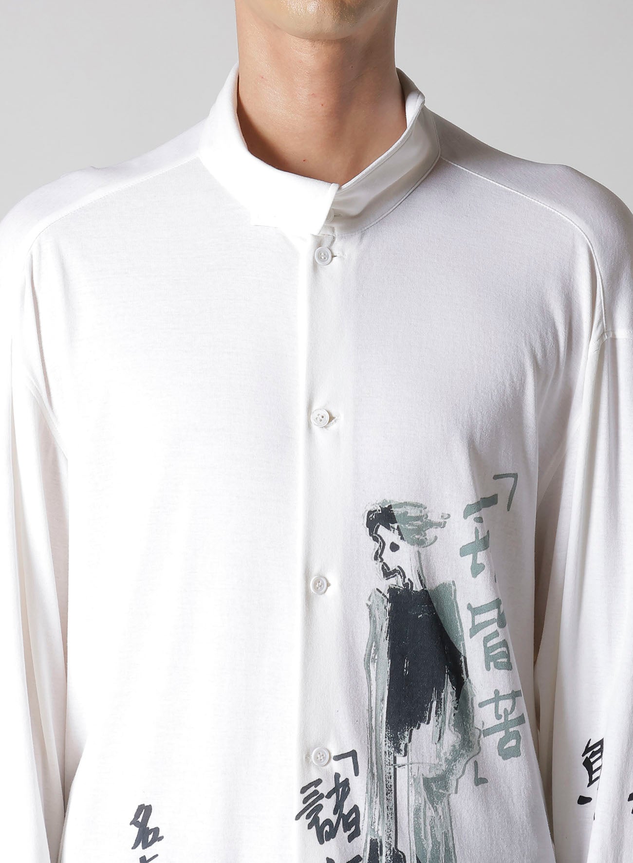 WHITE HARD TWISTED HIGH WET ASYMMETRIC STAND BLOUSE – THE SHOP