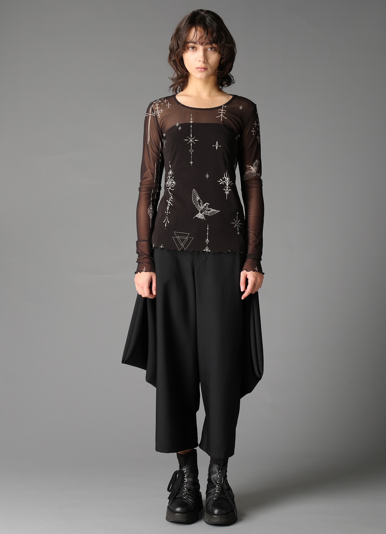 TATTOO PRINTED TULLE TIGHT LONG SLEEVE T(S Black): LIMI feu｜THE