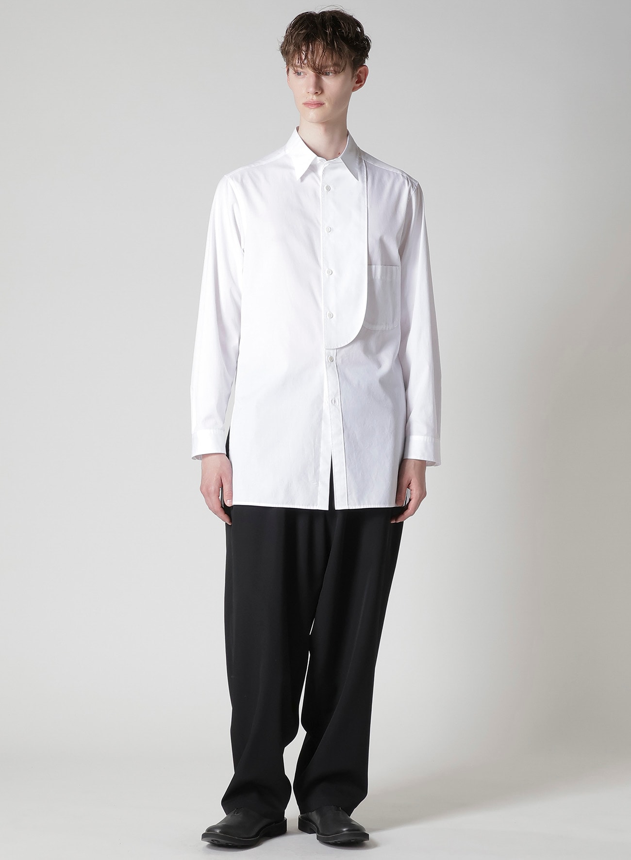 100/2 BROAD SHIRT WITH FRONT LEFT LAYER(S White): Soldes｜THE SHOP