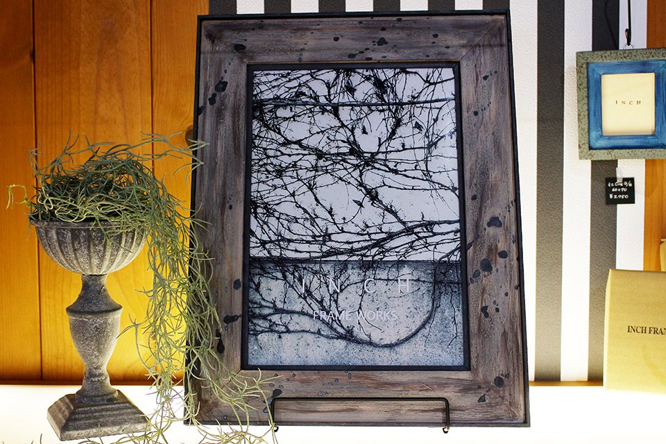カジュアルにいろんな額装が楽しめる「INCH FRAME WORKS」。 | Things