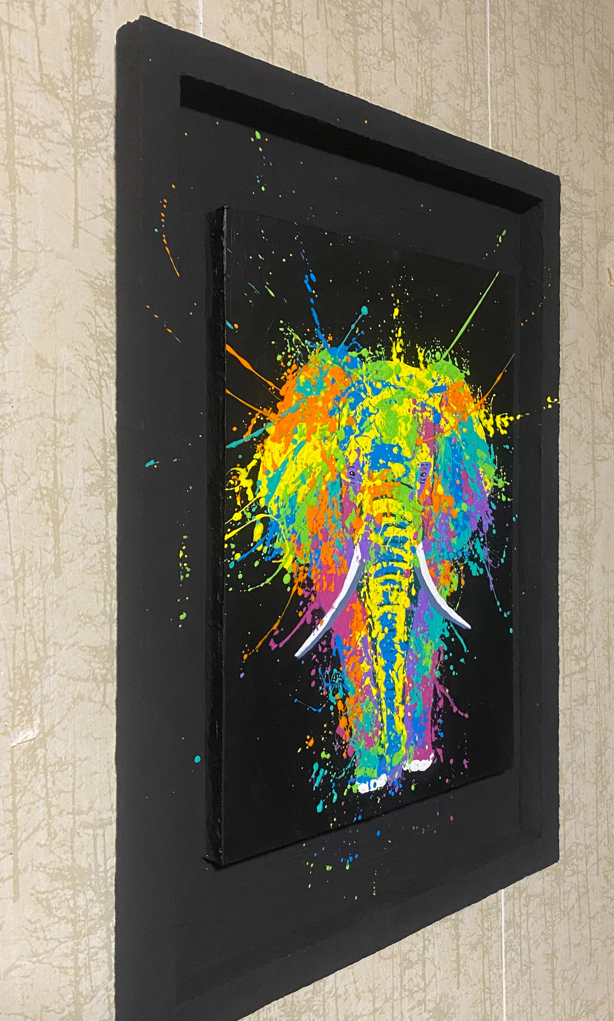 ゾウ | 佐藤雄一 ｜インテリア絵画 アートの専門通販 thisisgallery