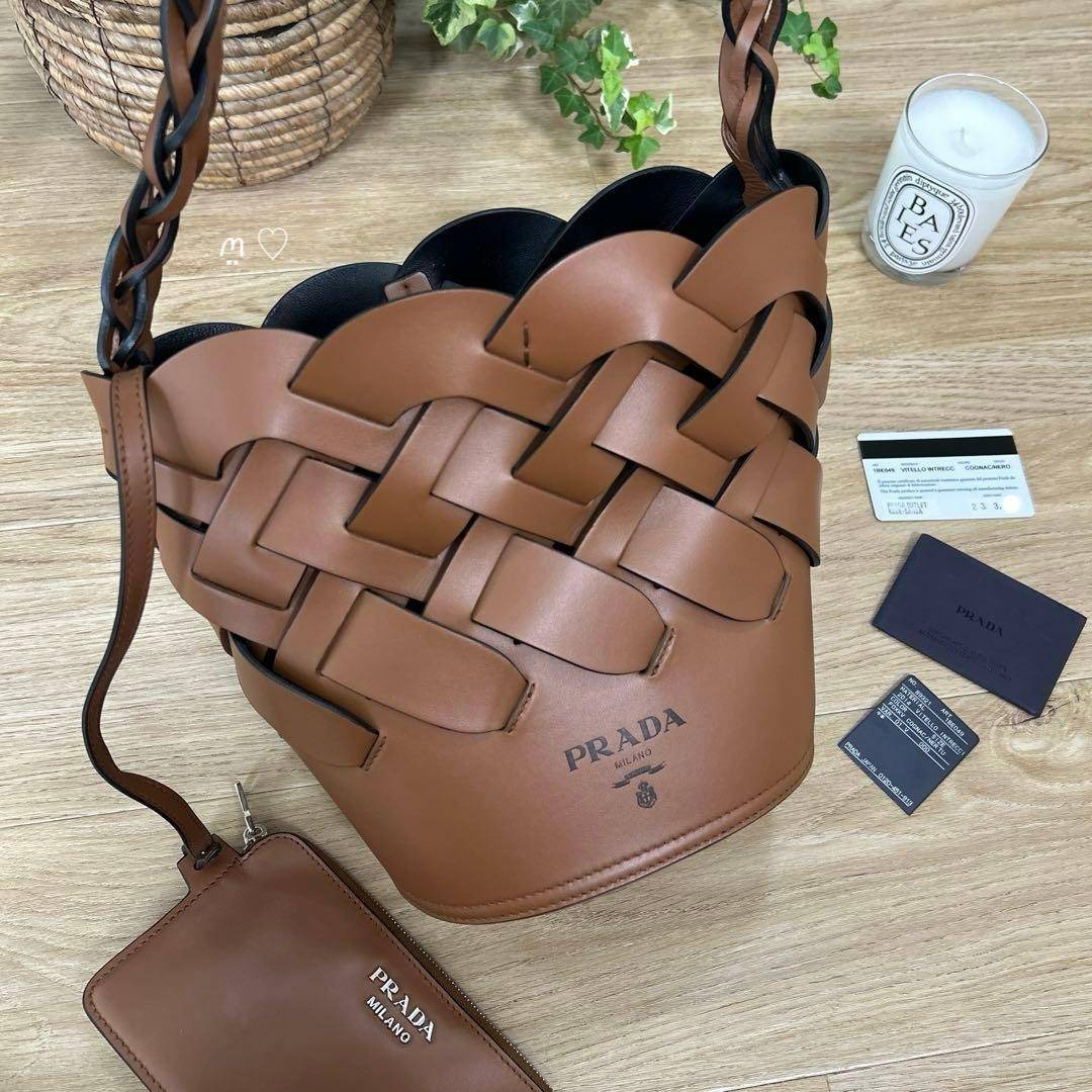 楽天市場】PRADA（カラーブラウン）（バッグ・小物・ブランド雑貨）の通販
