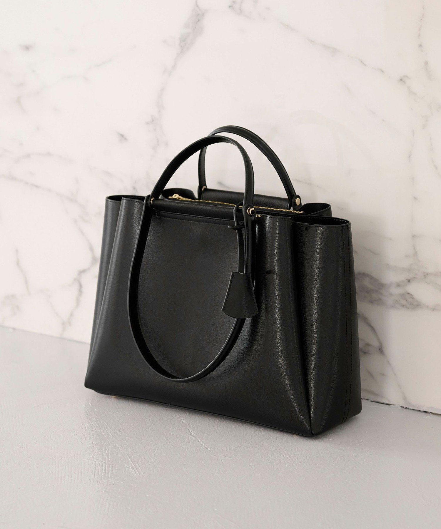 楽天市場】A4（ショルダーバッグ・メッセンジャーバッグ｜レディース