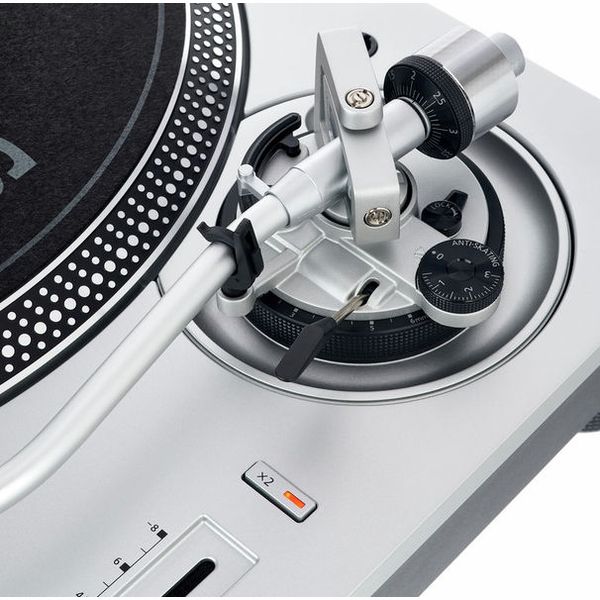 Technics SL-1200MK7 – United States