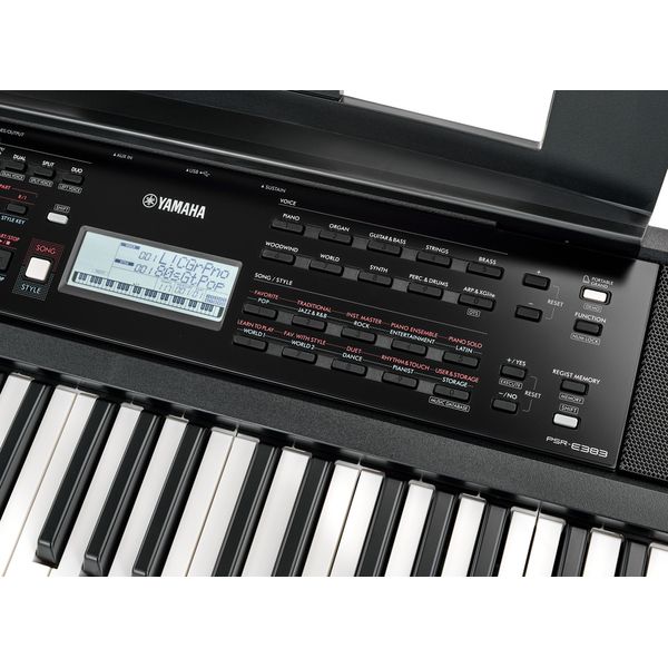 Yamaha PSR-E383 Deluxe Bundle – United States