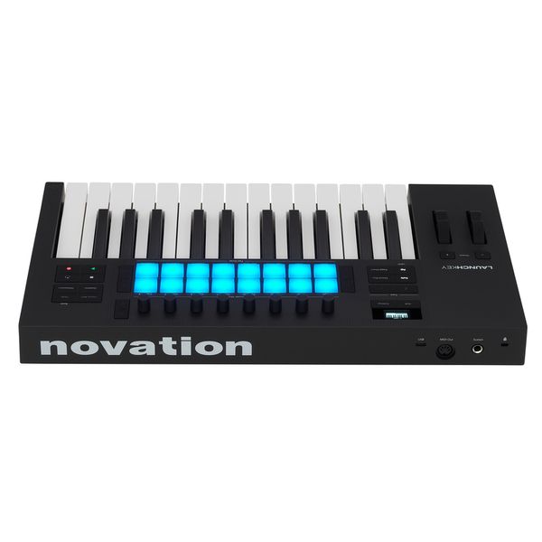 Novation Launchkey 25 MK4 – United States